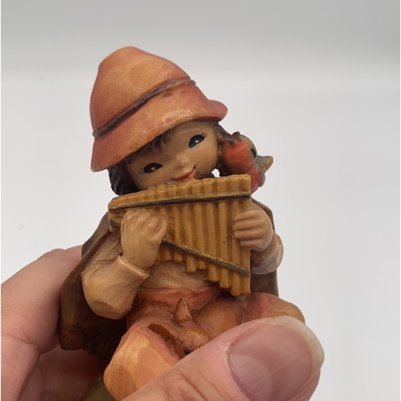 Anri 6" Ferrandiz Nativity "Harmony” - Picture 4 of 9